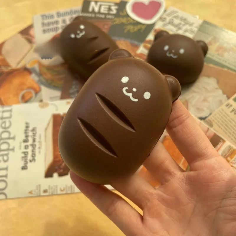 Fashion New Product Chocolate Cartoon Bear Hugging Wet and Soft Slow Back Wet and Soft Feel Silicone Decompression
