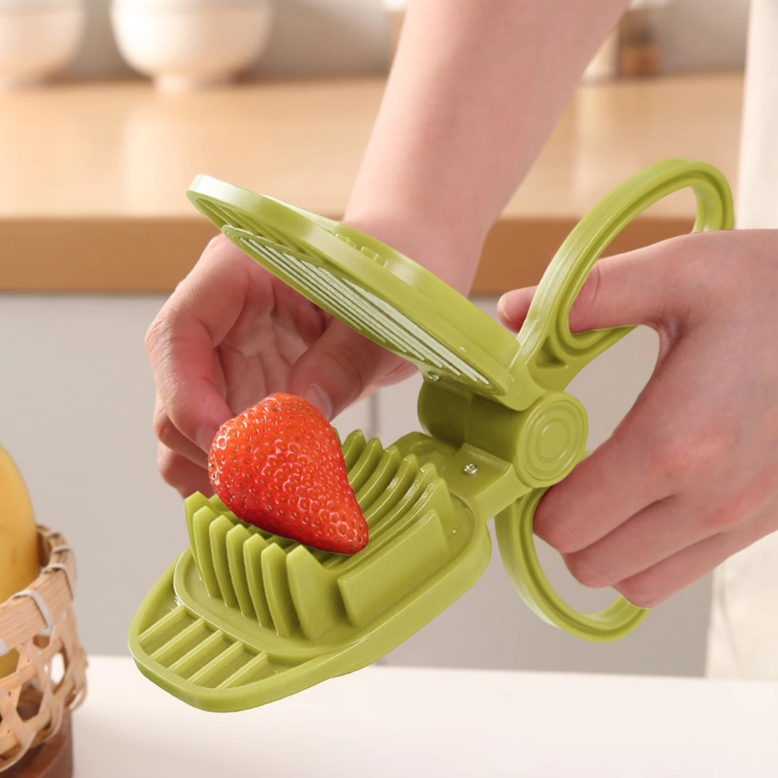Strawberry Slicer Stainless Steel Strawberry Cutter Multifunctional Fruit Egg Slicer Creative Fruit Cutter Tool Kitchen Gadget