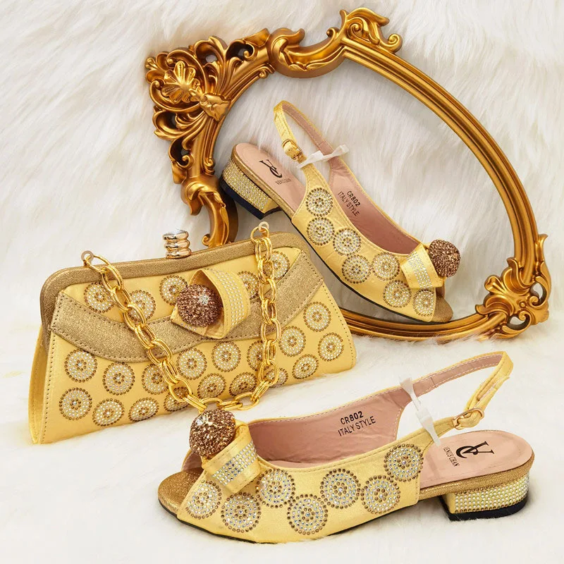 Zapatos y bolsos De lujo para mujer, estilo dulce, a la moda, para fiesta, boda, decorados con diamantes De imitación, bolso De lujo con cierre a presión