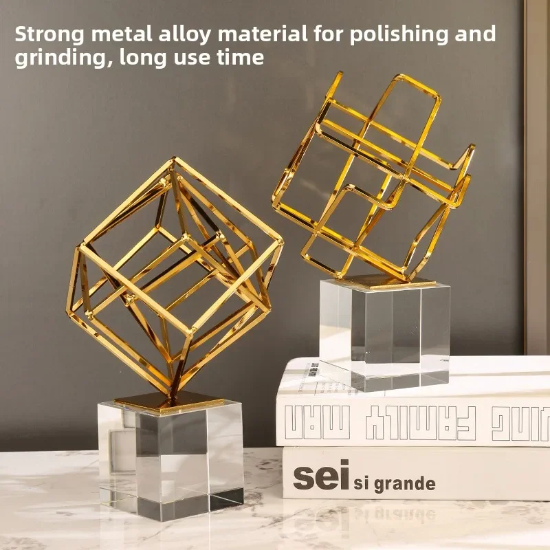 

Nordic Crystal Metal Cutout Geometric Ornaments Home Living Room Dining Table Decorative Art Irregular Metal Interior Aesthetics