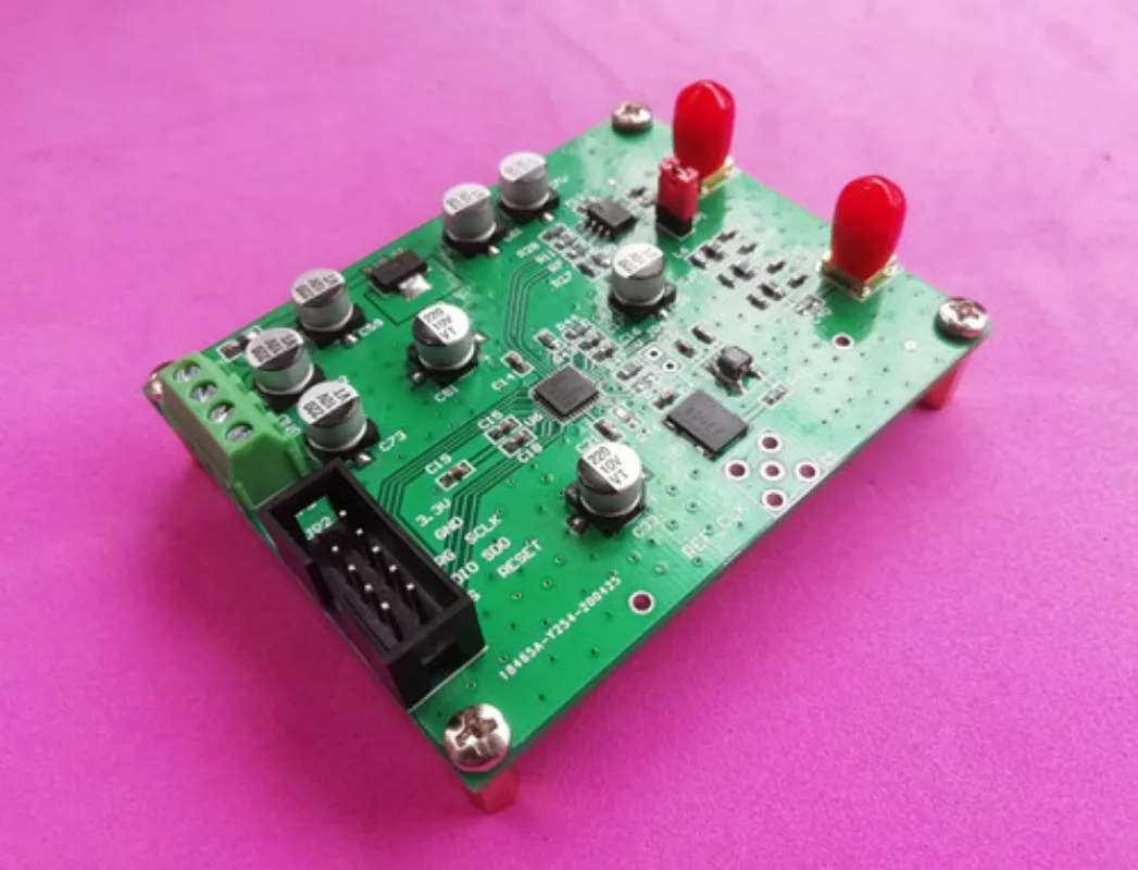 AD9102 Evaluation Module, 14‑Bit Arbitrary Waveform Generator, 180MHz Digital to Analog Converter Signal Source
