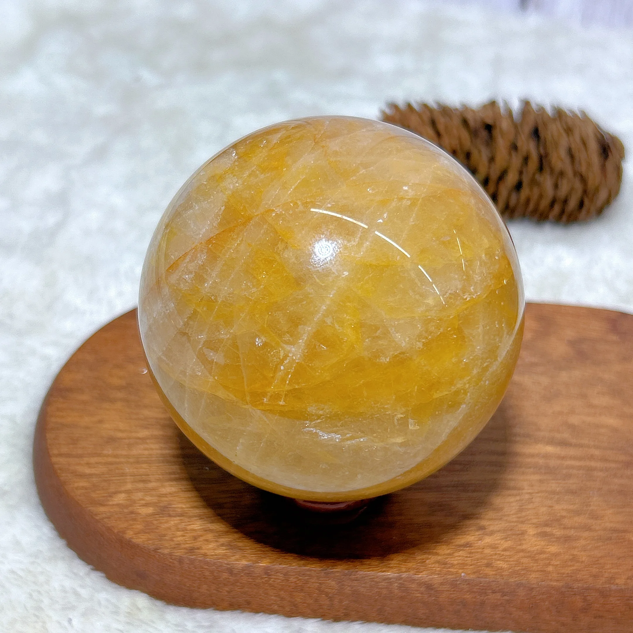 High Quality Natural Crystal Golden Healer Sphere Ball Mineral Energy Healing Home Decorations Polished Gift