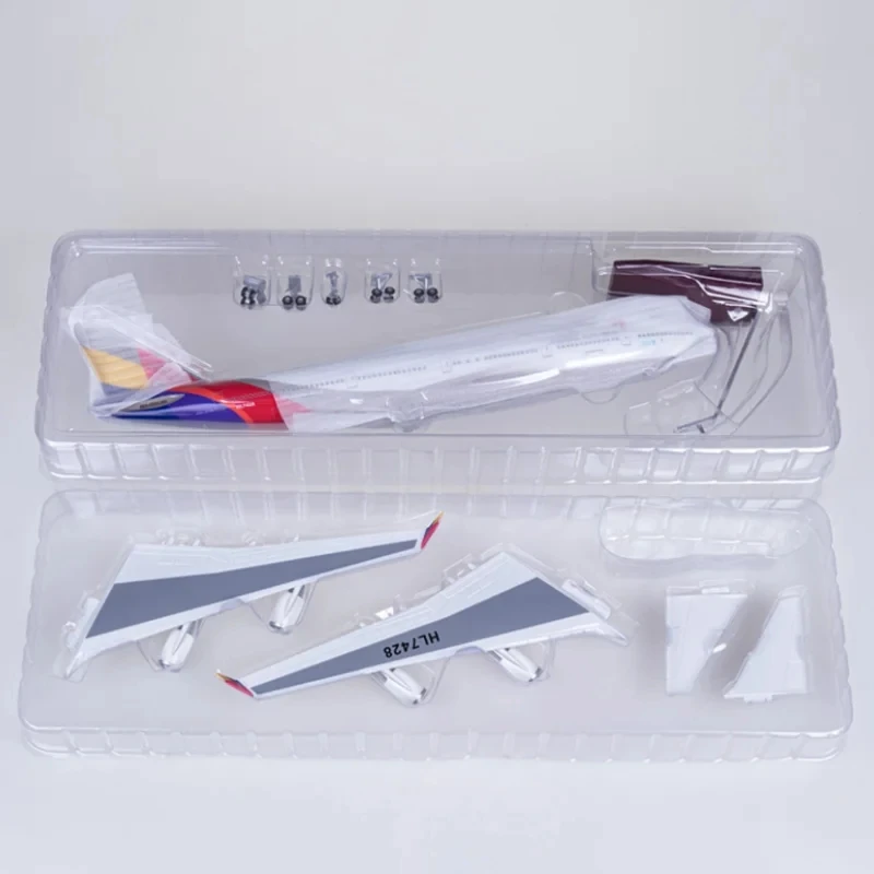 1/160 Scale 47 CM Airplane B747 Korean ASIANA Airline Model W LED Light &Landing Gears Diecast Resin Plane Toy Collection Fans