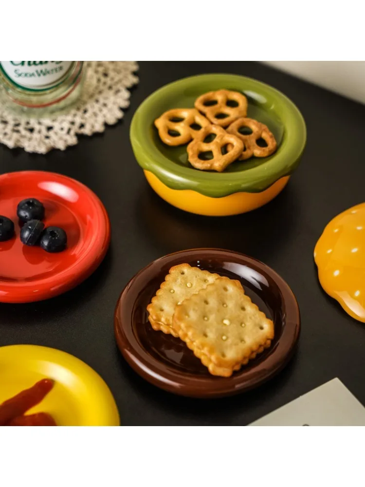 Nouvelle assiette en céramique pour hamburger, design original, multi-usage, pour collations, goûter, petite assiette créative, cadeau d'anniversaire