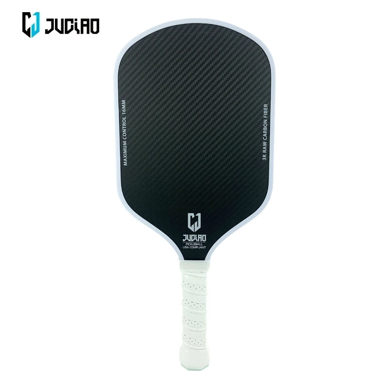 Superficie in carbonio grezzo 3K con alta grana e rotazione USAPA conforme a una paletta per Pickleball leggera con nucleo a nido d\'ape in