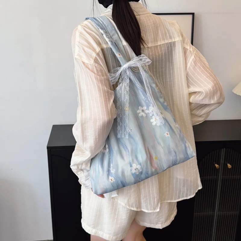 Casual Embroidery Floral Women Shoulder Bags Versatile Large Capacity Ladies Handbag Tote Lightweight Portable Girl Underarm Bag