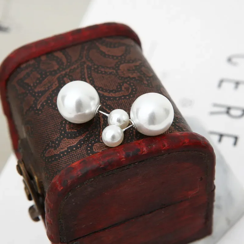 16mm Big Imitation Pearl Stud Earrings Women Europe and America Simple Round Ball Brincos Jewelry Birthday Friend Christmas