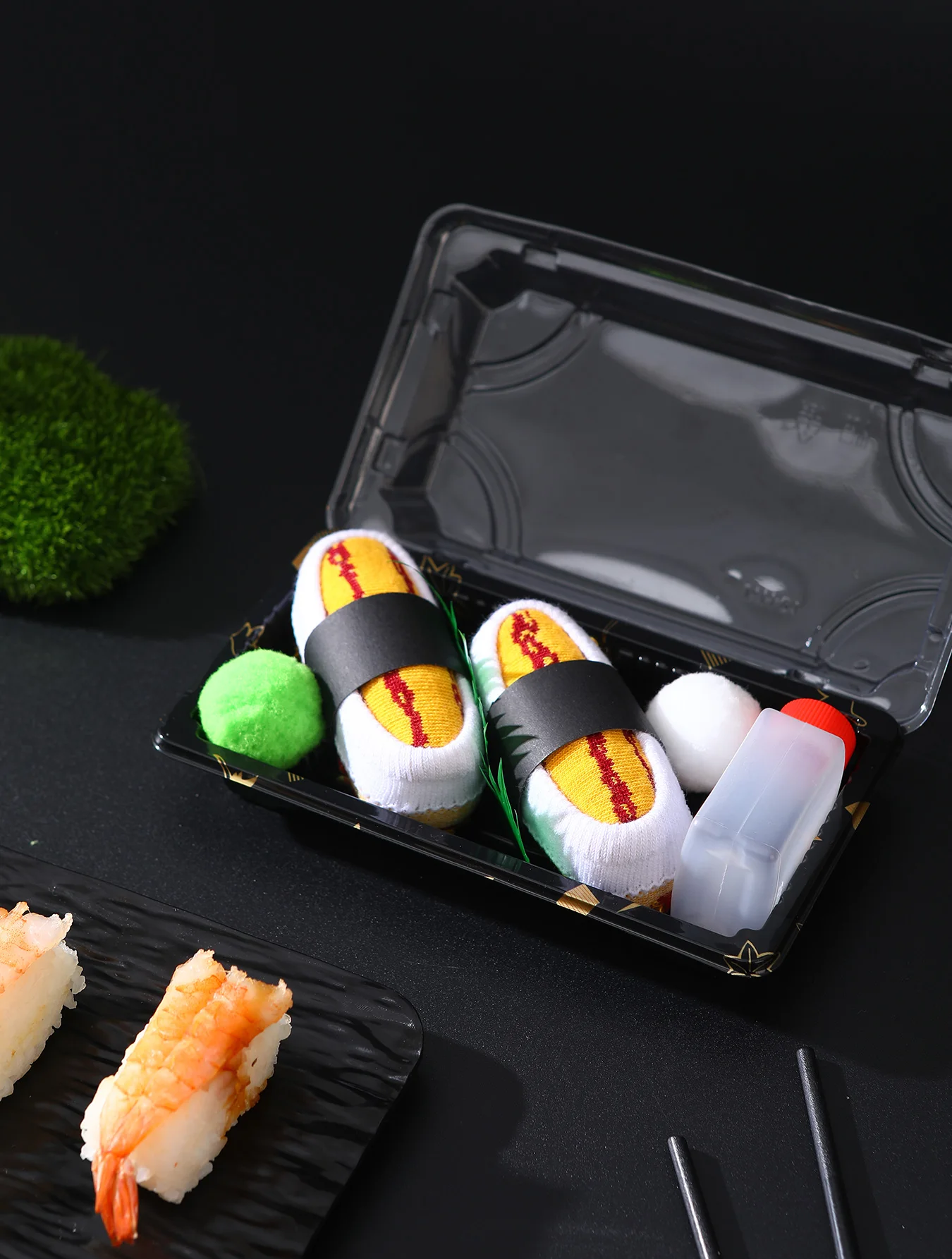 1 pair of novel and interesting salmon sushi socks gift box Christmas season style