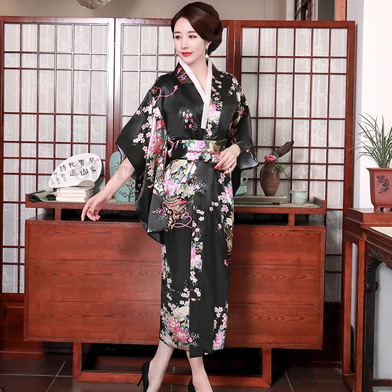 女性のための花柄の着物,セクシーな浴衣,帯付き,日本の伝統的なノベルティ,ヴィンテージでエレガントなイブニングドレス,芸者ドレス