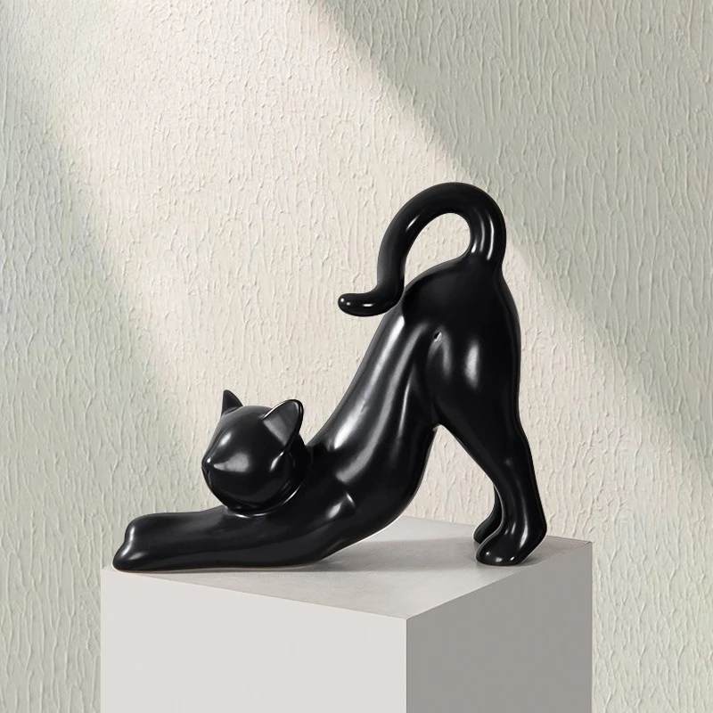 

Creative cat ceramic small ornaments mixed sale soft packaging wine cabinet high sense ins atmosphere high grade handicrafts