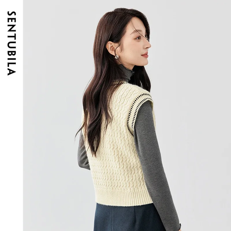 SENTUBILA Spliced Knitted Vest for Women's 2024 Spring Autumn Straight V Neck Screw Thread Sleeveless Sweater Vest W44J57316