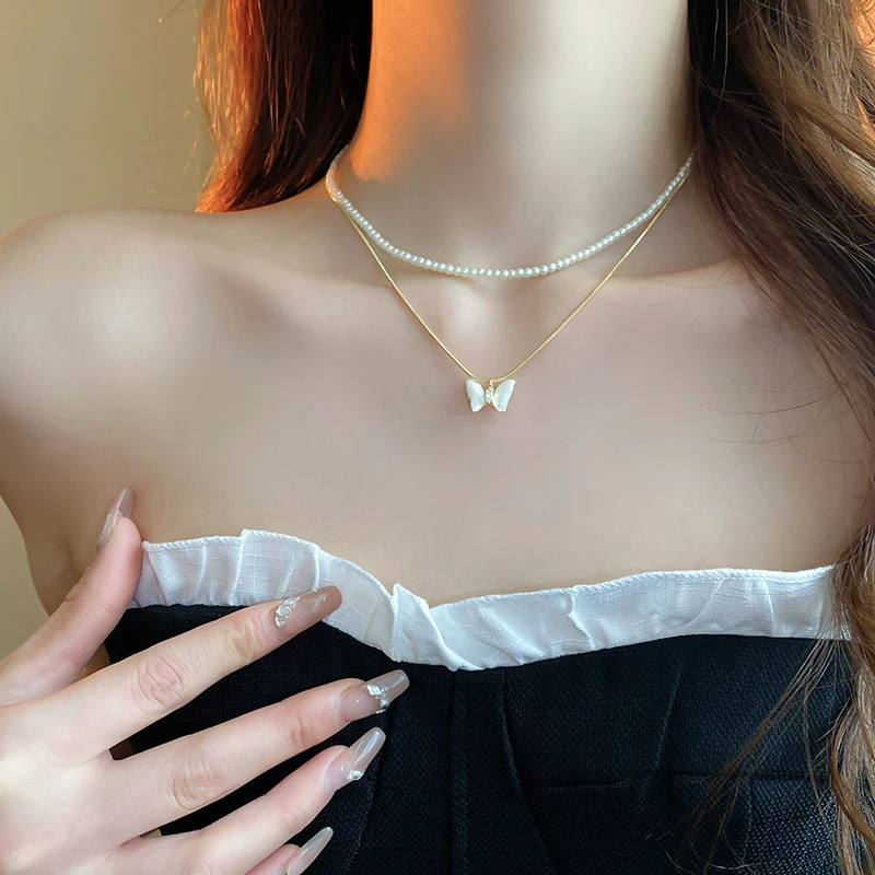 

Butterfly Pendant Pearl Necklace Double Layered Clavicle Chain For Women Necklaces Jewelry Fashion Accessories Party Gift