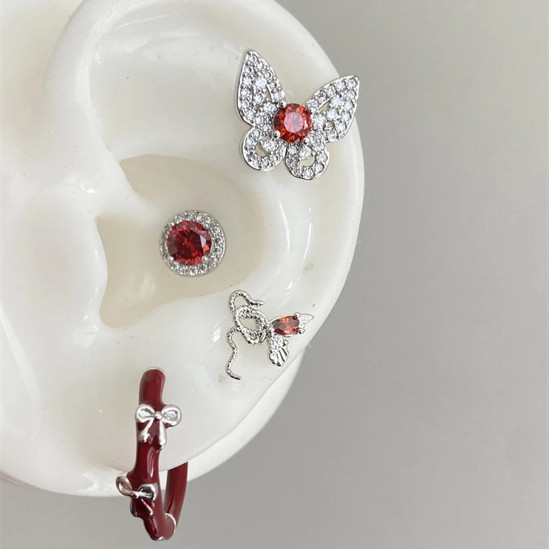 لامعة الأحمر الزركون 316L الفولاذ المقاوم للصدأ الأذن العظام مسمار جديد Y2K أقراط للنساء الأذن ثقب القوقعة مجوهرات منع الحساسية