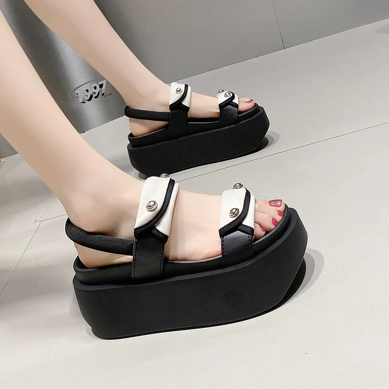 Women Platform Sandals NEW Summer Designers Flat Heels Chunky Shoes 8CM Beach Slippers Woman Gladiator Sport Sandalias