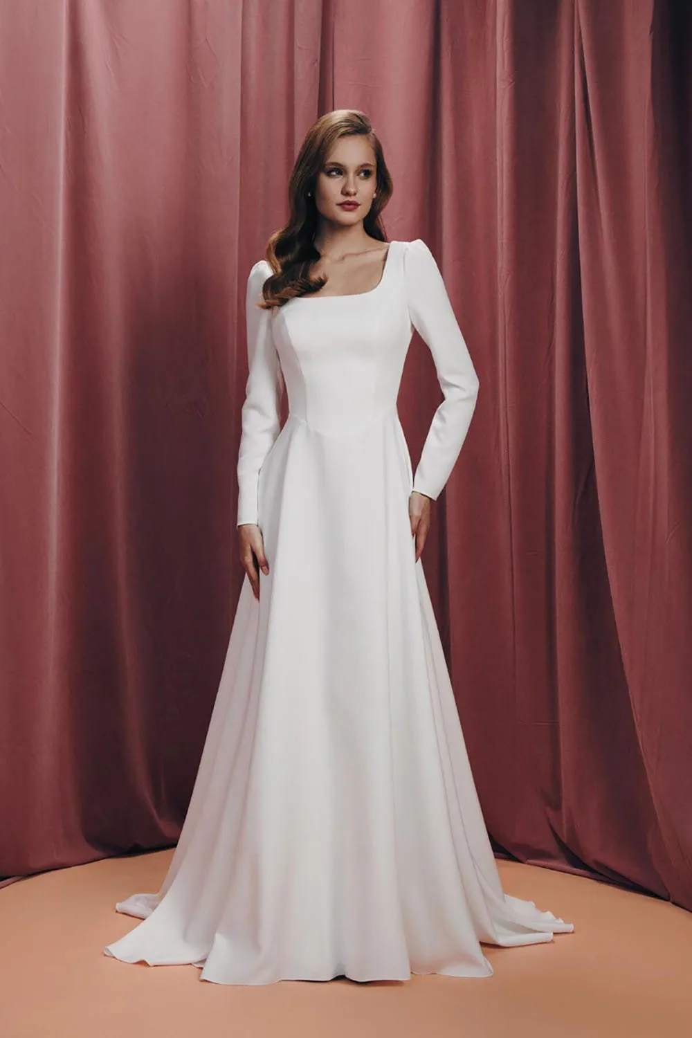 Customized Elegant Long Sleeve Wedding Dress 2026 A-line Square Neck Button Back Bride Gown Simple muslim Modest Bridal Dress