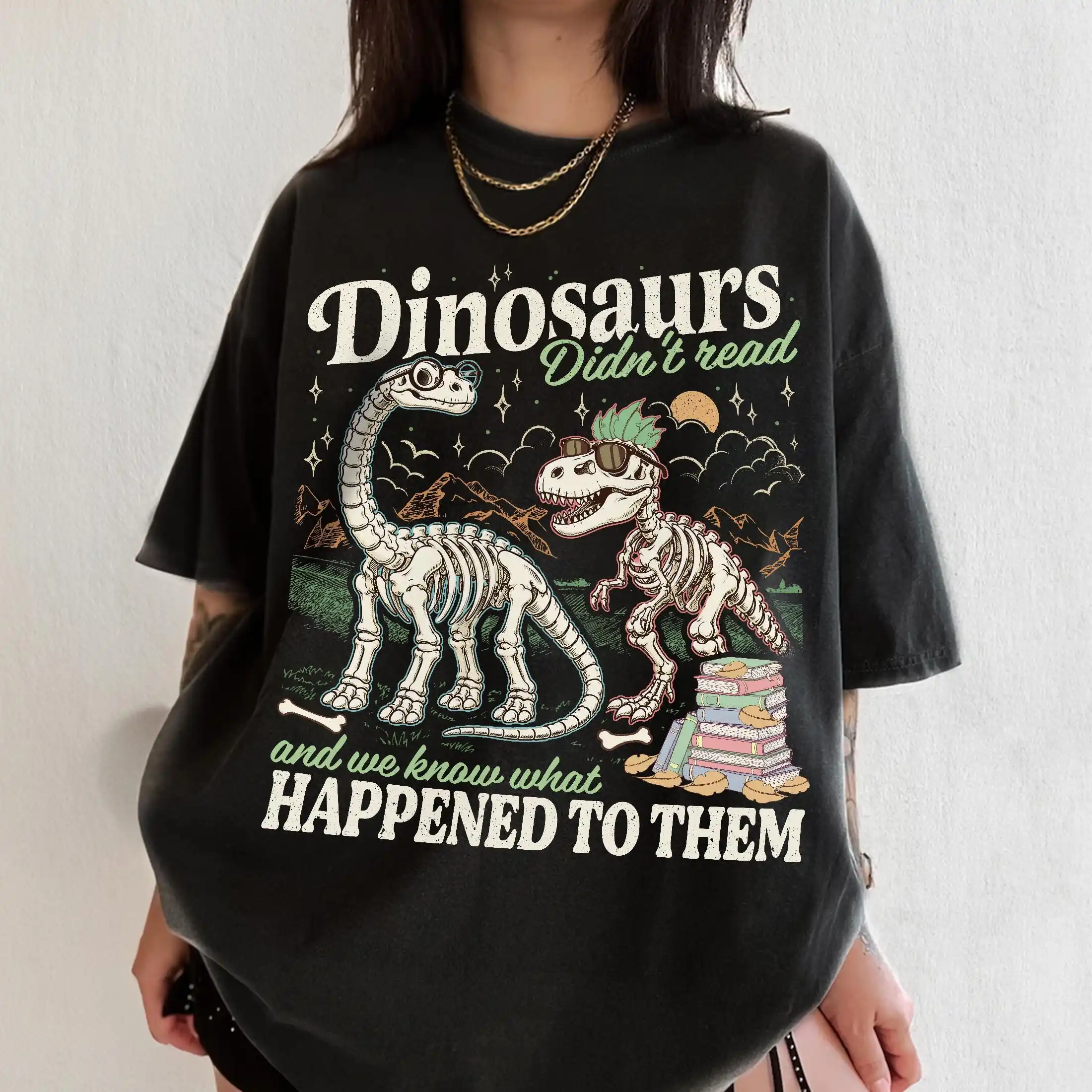 Dinosaurs Didn't Read T Shirt, Retro Teacher Librarian T Shirt, Funny Reader Book Tee, Book Lover Teacher Gift T-shirt