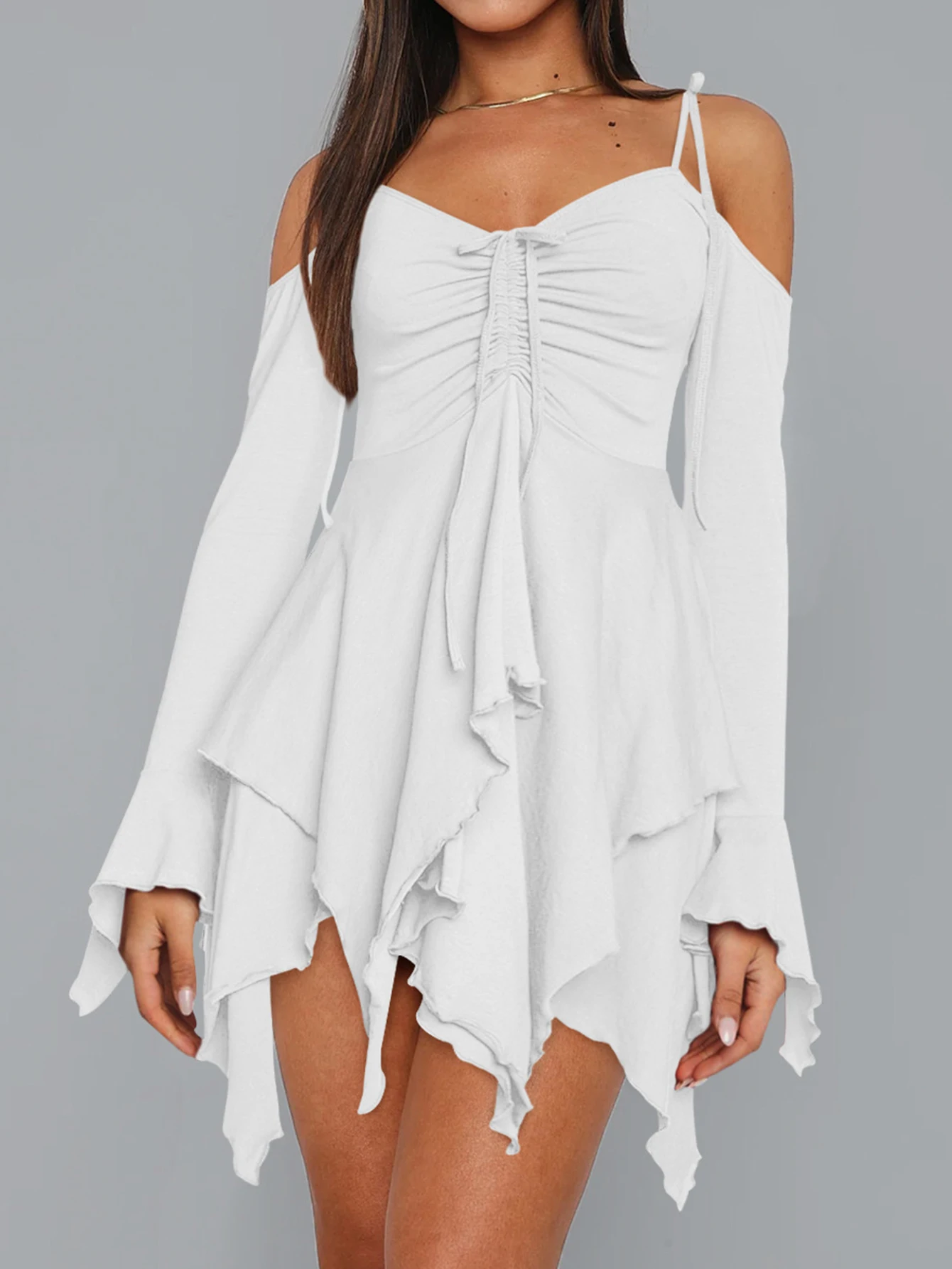 여성용 스파게티 스트랩 미니 드레스 가을 패션 플레인 플런지 넥 러플 슬리브 플라운스 불규칙한 밑단 캐미 드레스 데이트용