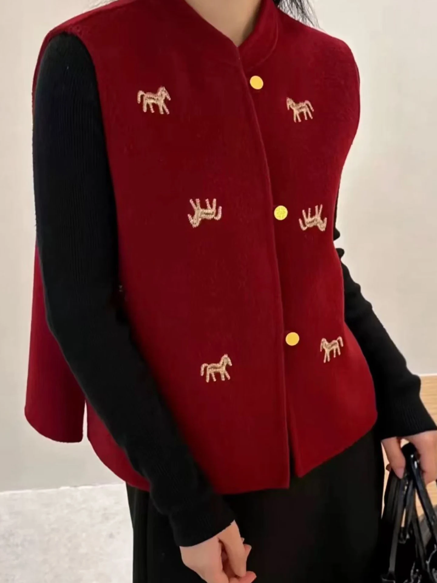 

Комплект с вышивкой к Китайскому Новому году: женская весенняя модная красная куртка-жакет с круглым вырезом, теплая и функциональная