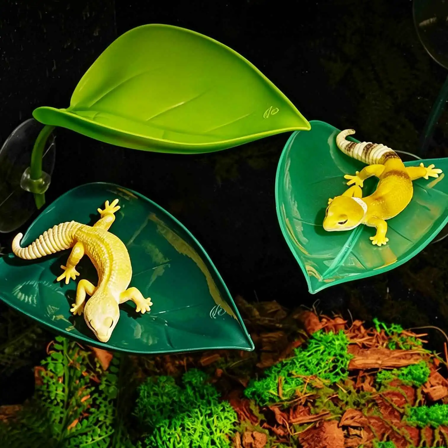 Agama Leaf Decoration Chameleon Tree Frog Lizard Tree-Dwelling Avoiding Sunbathing Climbing Simulated Leaf Decoration Landscapin