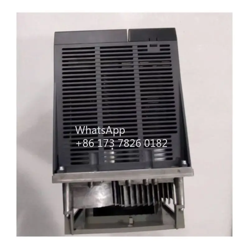 محرك سيرفو MDS-DH-CV-300 مستعمل، تم اختباره وظيفة عادية بشكل جيد MDS DH CV 300