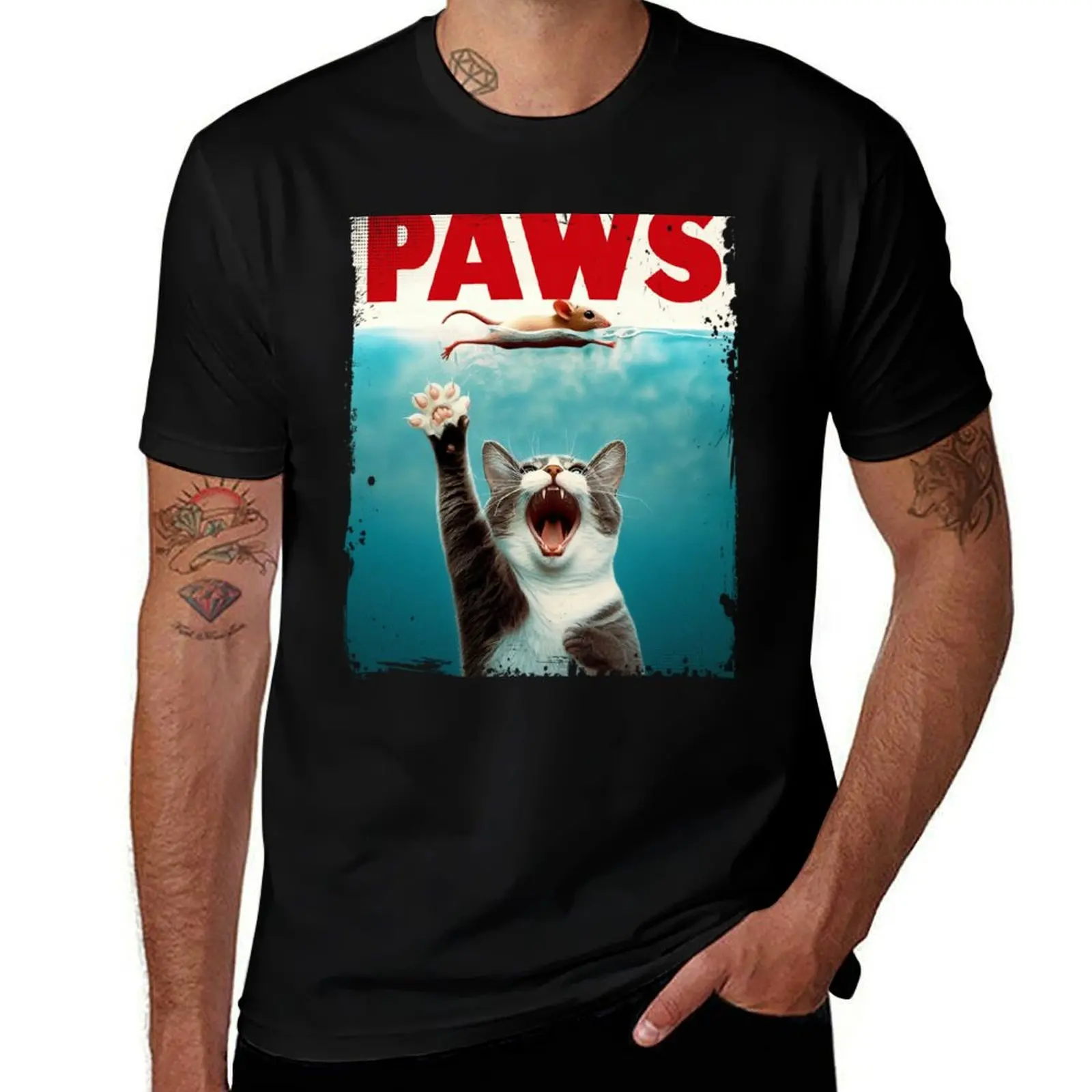 

Jaws - Paws, funny cat catching a mouse T-Shirt t shirt man casual men t shirt cotton 100% T-Shirt