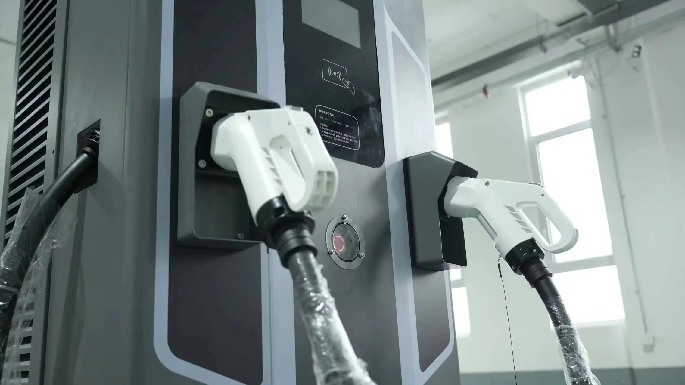 China Made Fast Use Car Charger 80kw 120kw Electric Vehicle Charging Pile Ev Dc Charger Station