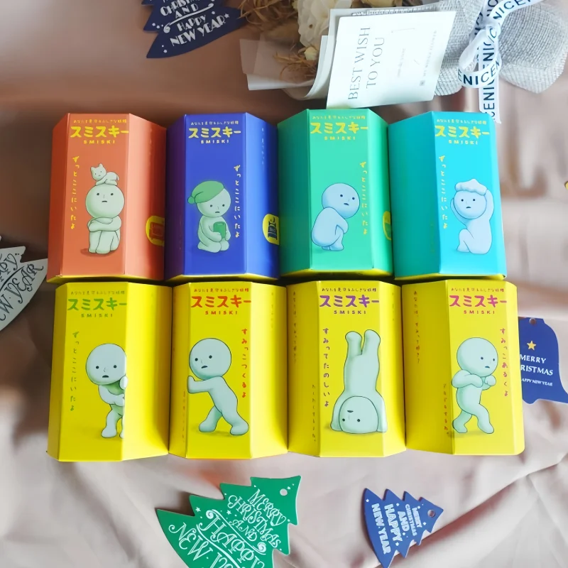

Новая оригинальная рабочая серия Smiski, милые серебристые зеленые куклы, удивленная слепая коробка, мультяшные модели для украшения рабочего стола, подарки