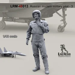 Die-cast 1/48 scale modern Russian military pilot-3 (excluding aircraft) micro-scene with self-assembled unpainted GK hobby toys