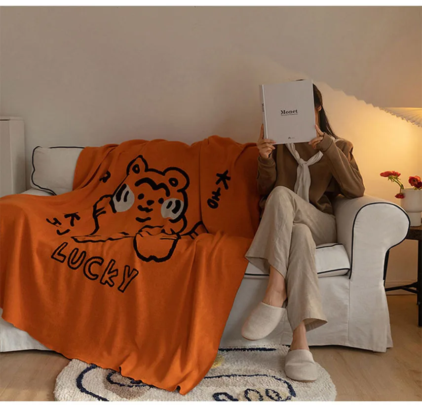 130*150cm Lucky Tiger Cotton Blanket Soft Sofa Throw Blanket Towel Bed Cover Orange Travel Office Nap Blanket Decoration Grade A