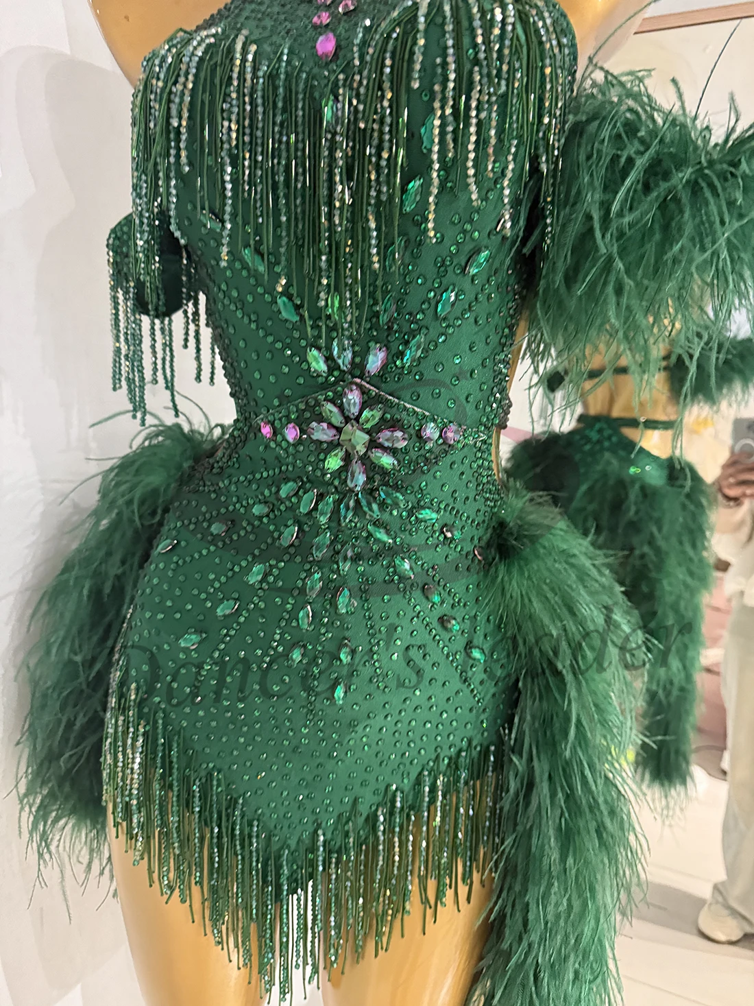 vestido-de-danca-latina-personalizado-de-alta-qualidade-franja-de-pelucia-colorida-jade-tango-adulto-feminino-roupas-profissionais-de-palco-com-strass