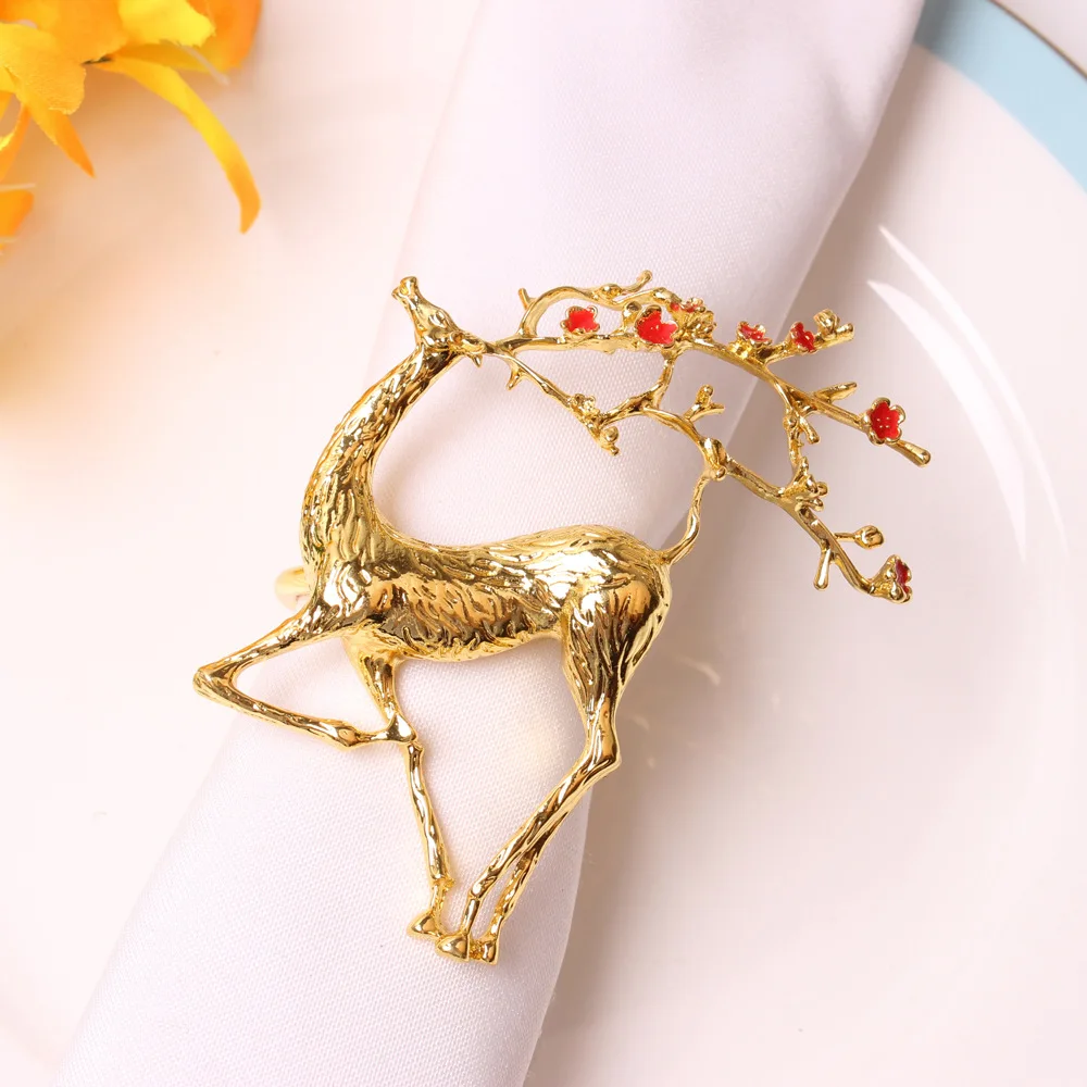 4PCS Christmas Deer Napkin Rings,Diamond-studded Carrot Napkin Holder,Napkin Buckle for Dining Room Family Dinner Table Decor