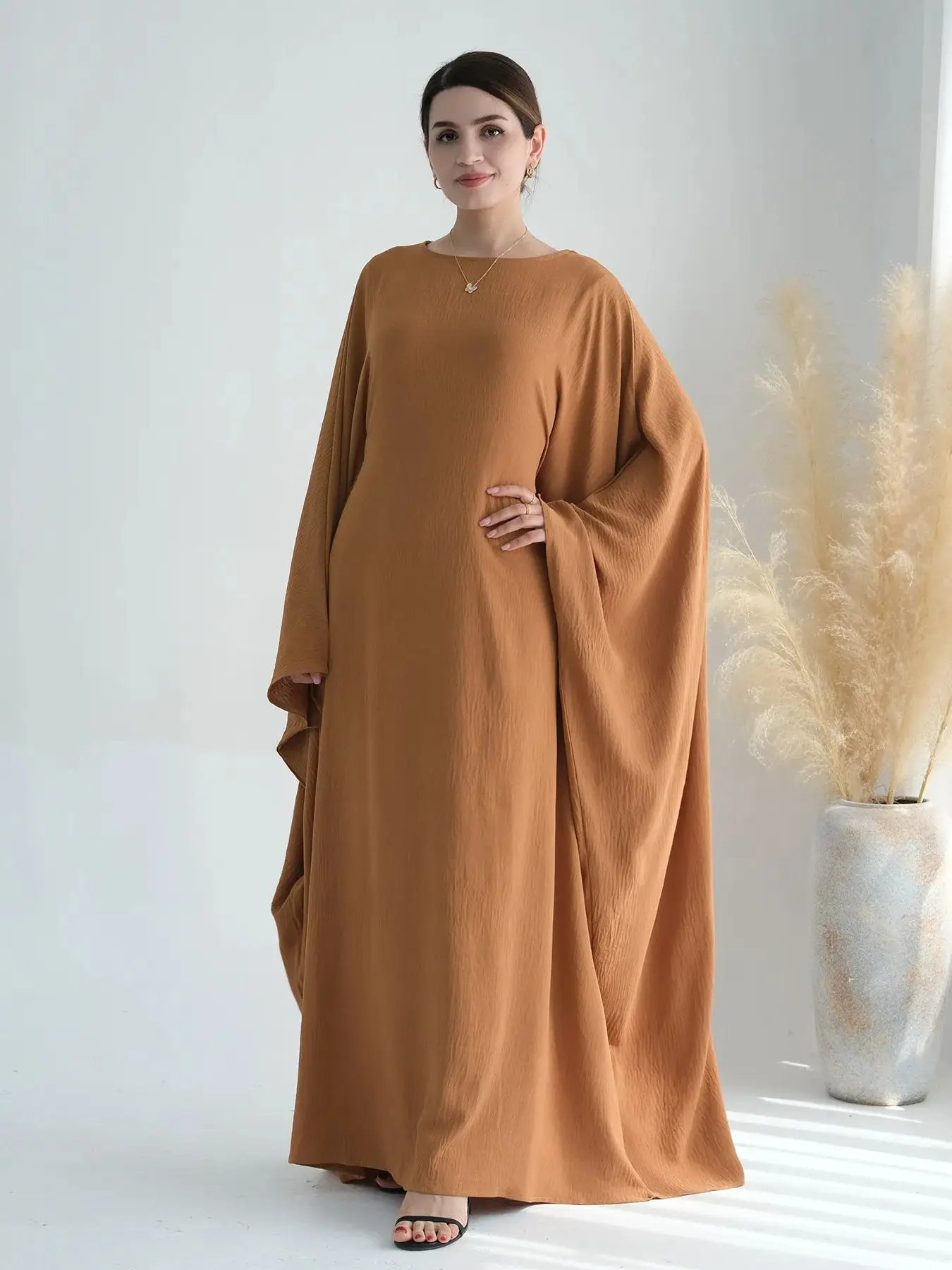 Fashion Bat Sleeved Muslim Dress Robe Syari Female Full Length Butterfly Muslim Abaya Muslim Dress Worship Service Abaya wy2026