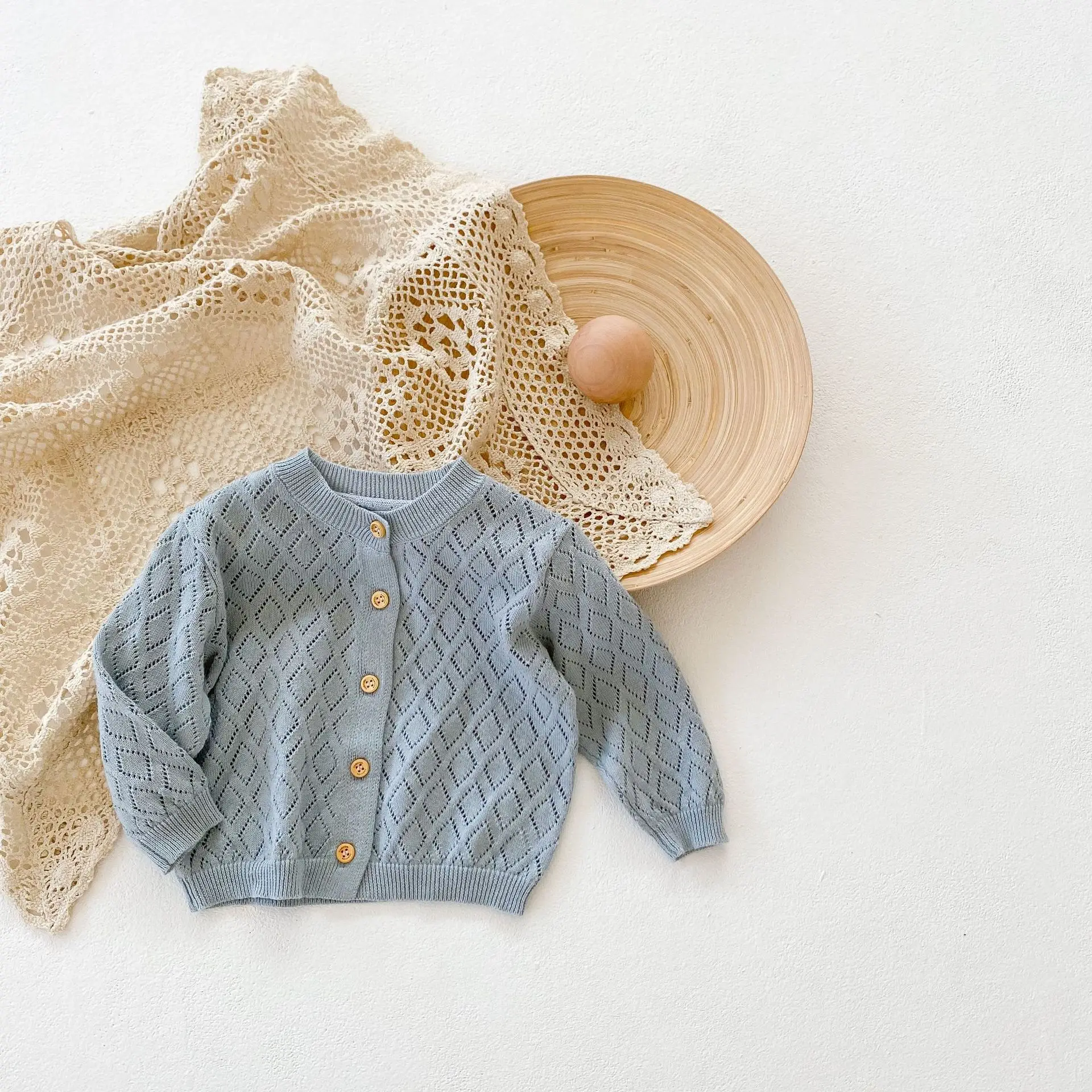 0-2 Jahre alte Jungen und Mädchen Langarm gestrickt ausgehöhlt Strickjacke Pullover Sonnenschutz Shirt Klimaanlage Shirt