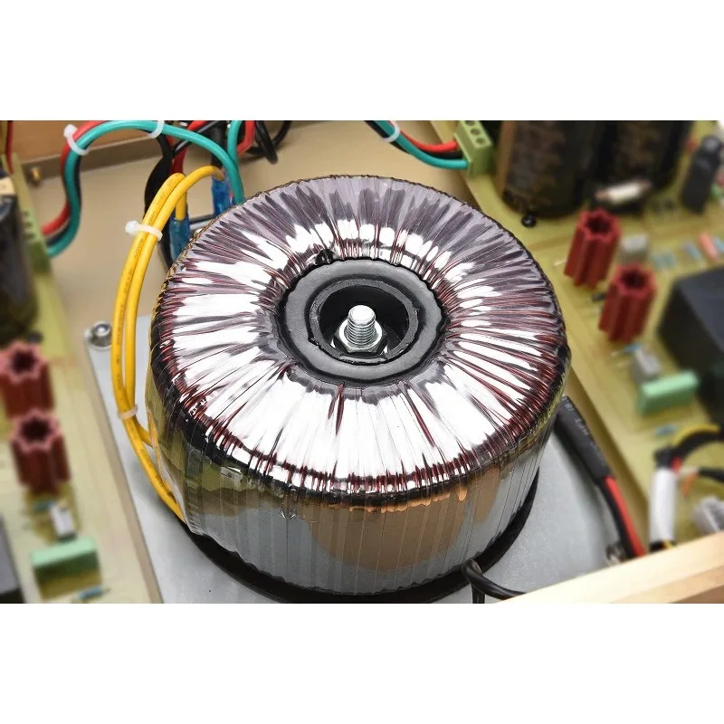 2025 NEW 99.9% Direct Engraved FM ACOUSTICS FM300A Classic HiFi Power Amplifier 80W*2 8Ω 150W*2 4Ω