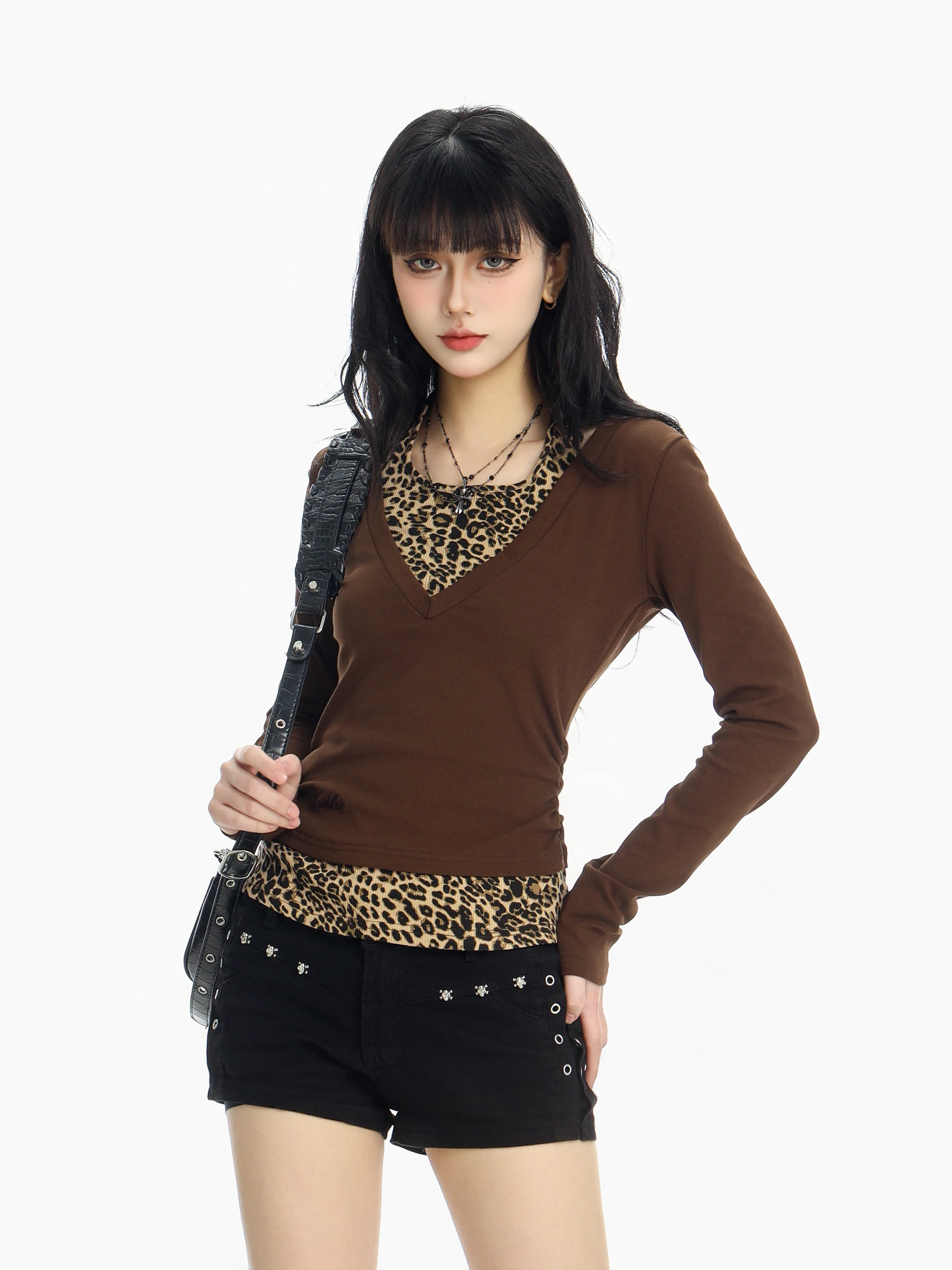 

Женская облегающая футболка с длинным рукавом и V-образным вырезом, с леопардовым принтом, в стиле Captain America, для модных девушек