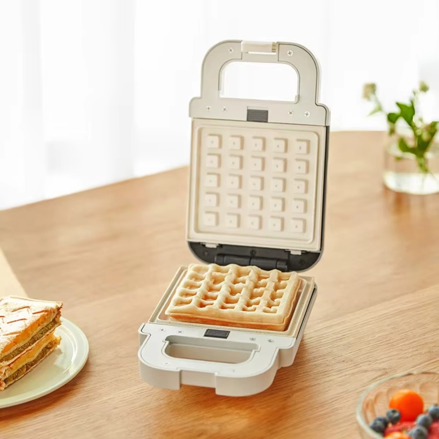 

Sanduicheira Sandwich Maker Breakfast Machine Household Multifunctional Small Waffle Bakery Machine