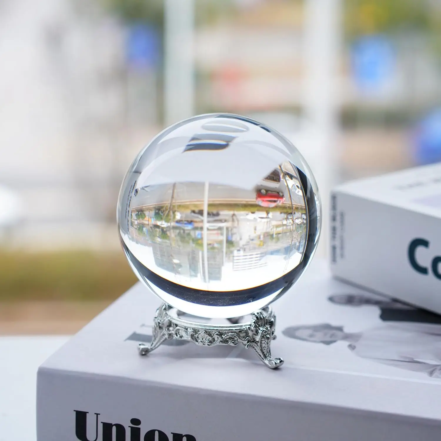 كرة كريستال شفافة 80 ملم مع حامل كرة كريستال لهواة الحظ للسحر، كرة مزخرفة مقاس 3.1 بوصة #3