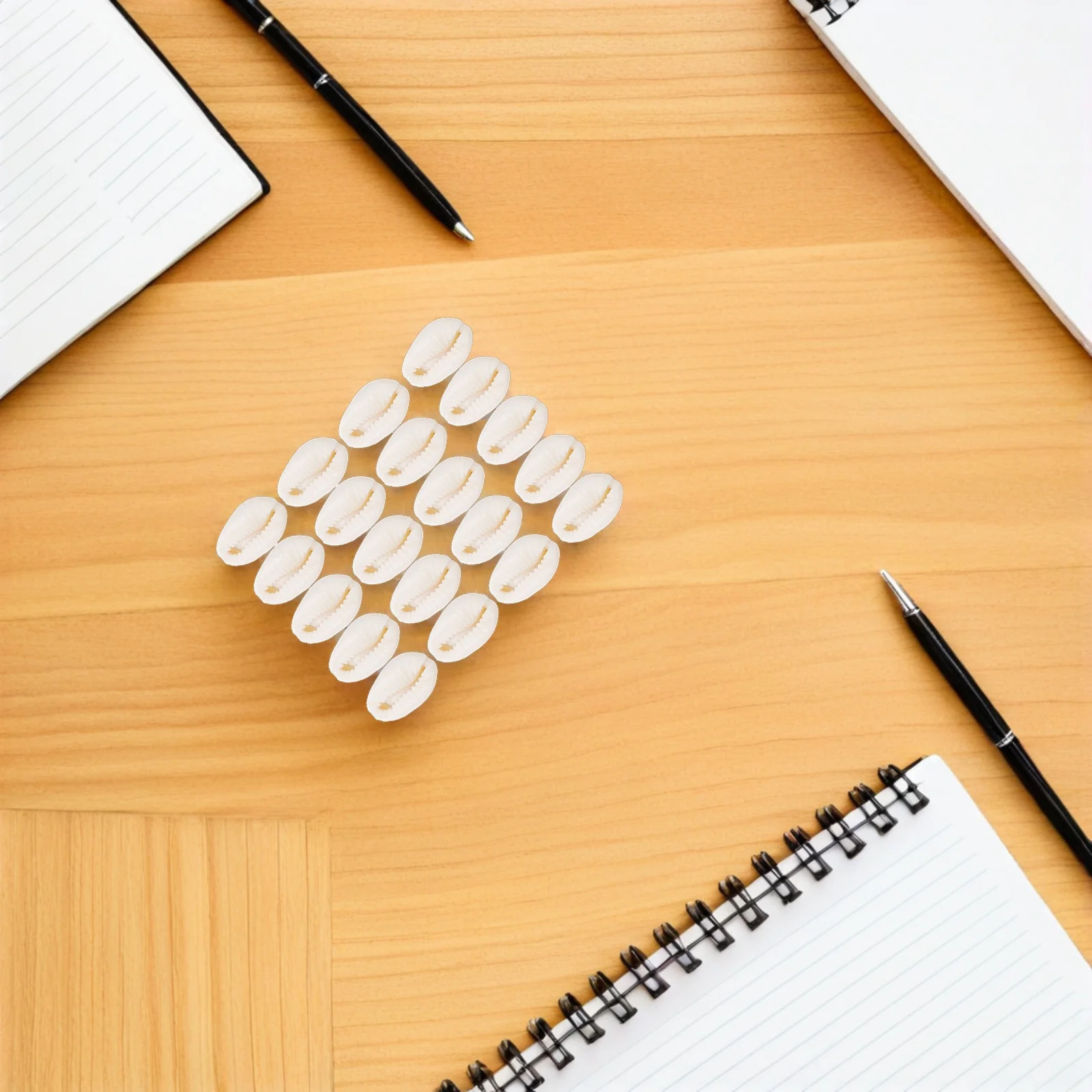 

40 Pcs Conch Shell Pendant Shells Hair Jewelry Oval Earring Charm Bag Charms Sea Animal Ocean Beach Bracelet Making Accessories