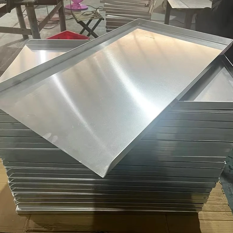 

Custom-sized commercial aluminum sheet pans, commercial bakery cakes, bread pans, baking pans