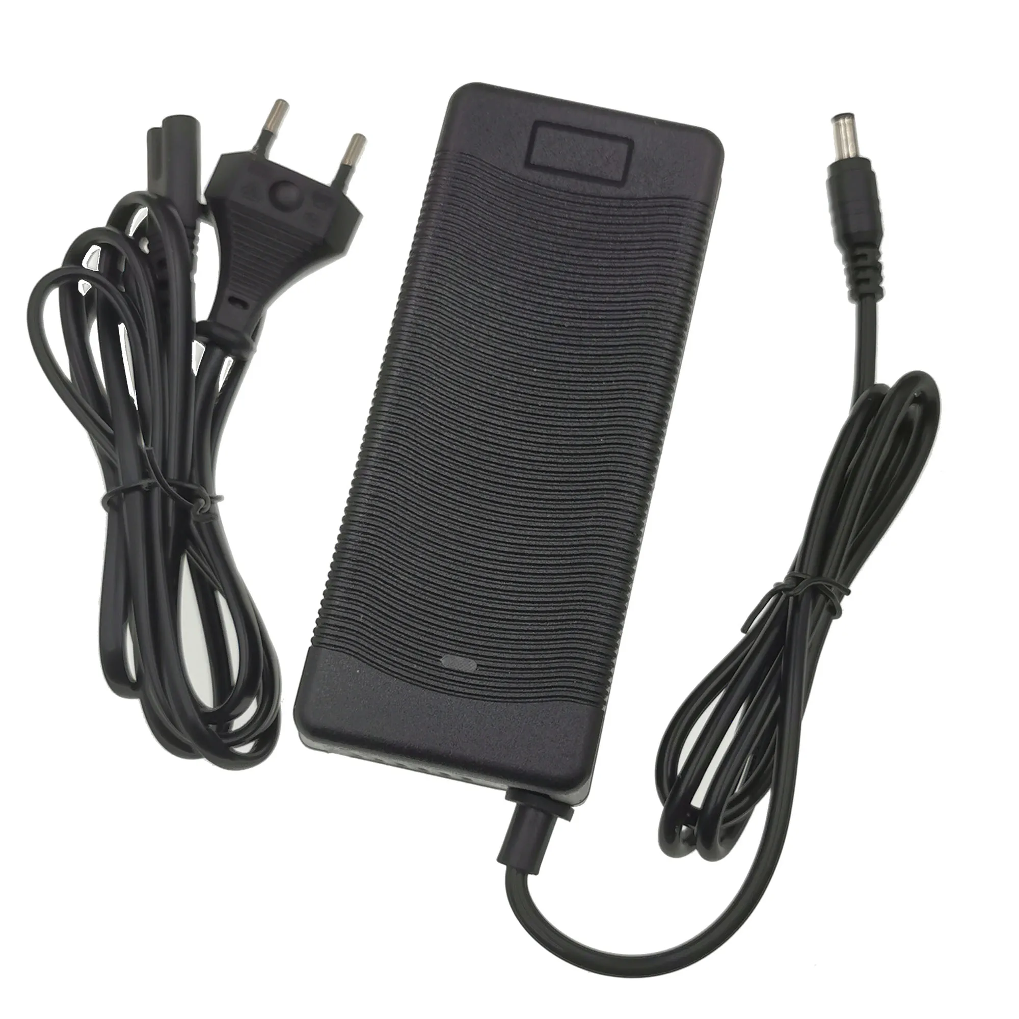 Pengisi daya baterai lithium li-ion ebike 25.2V 4A untuk paket baterai lithium li-ion Li-polymer 6 Seri 21.6V 22.2V 24V skuter