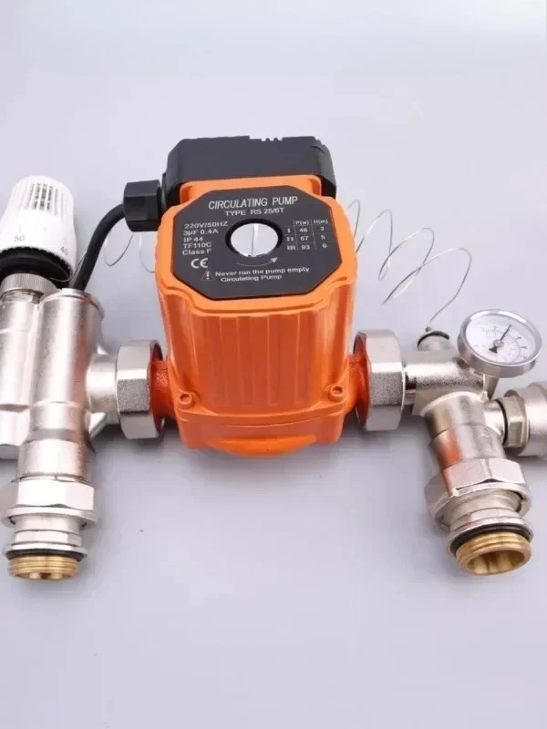 

Отопление пола, специальный смешанный водный центр, контроль температуры, внутренний циркуляционный насос, повышающий энергосберегающий бесшумный 6-метровый