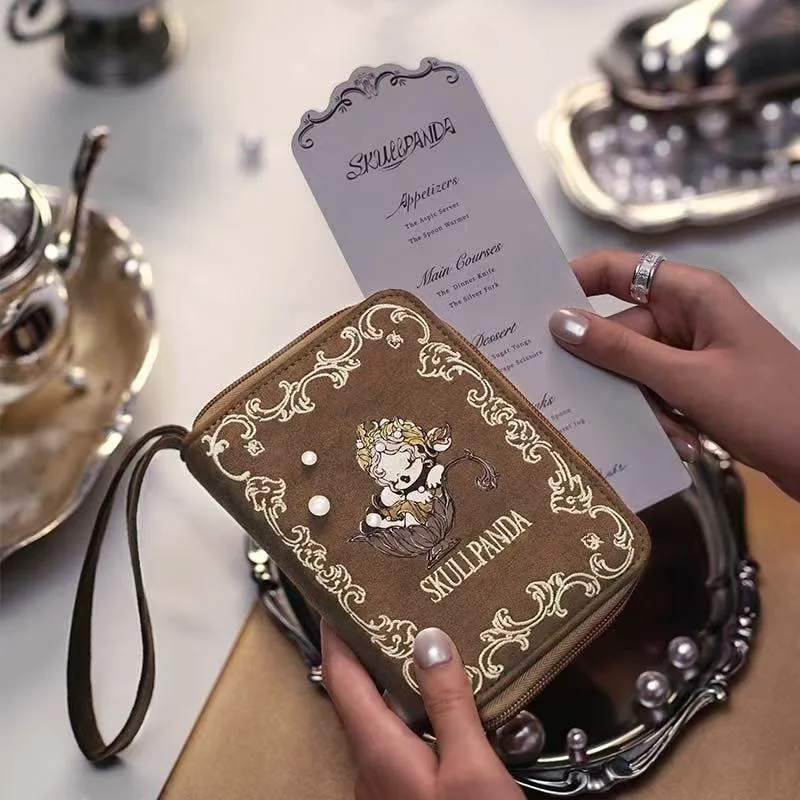 POPMART Origineel product Skullpanda Eettafelserie - Paspoorthouder Blind Box Randapparatuur Modieus verrassingscadeau