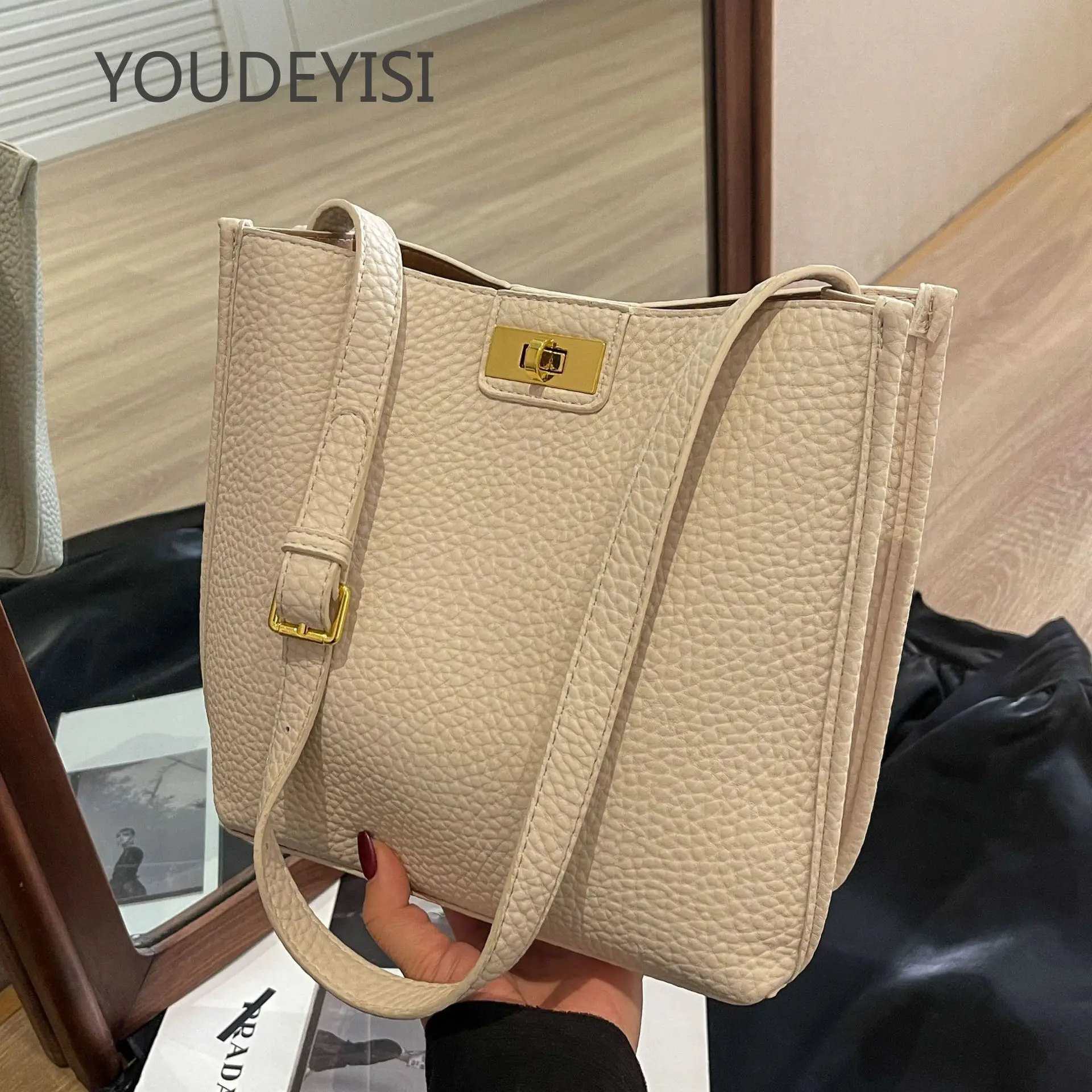 YOUDEYISI High-end Retro Bucket Women\'s Bag: Commuter Mother-in-law Bag All-match French Casual One-shoulder Messenger Bag