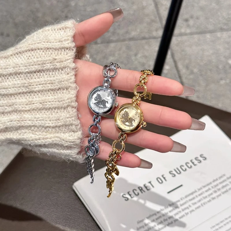 

2025 New Arrival Exquisite Luxury Small Dial Women's Quartz Watch Unique Charming Bracelet Style Casual Fashion Trendy Looks