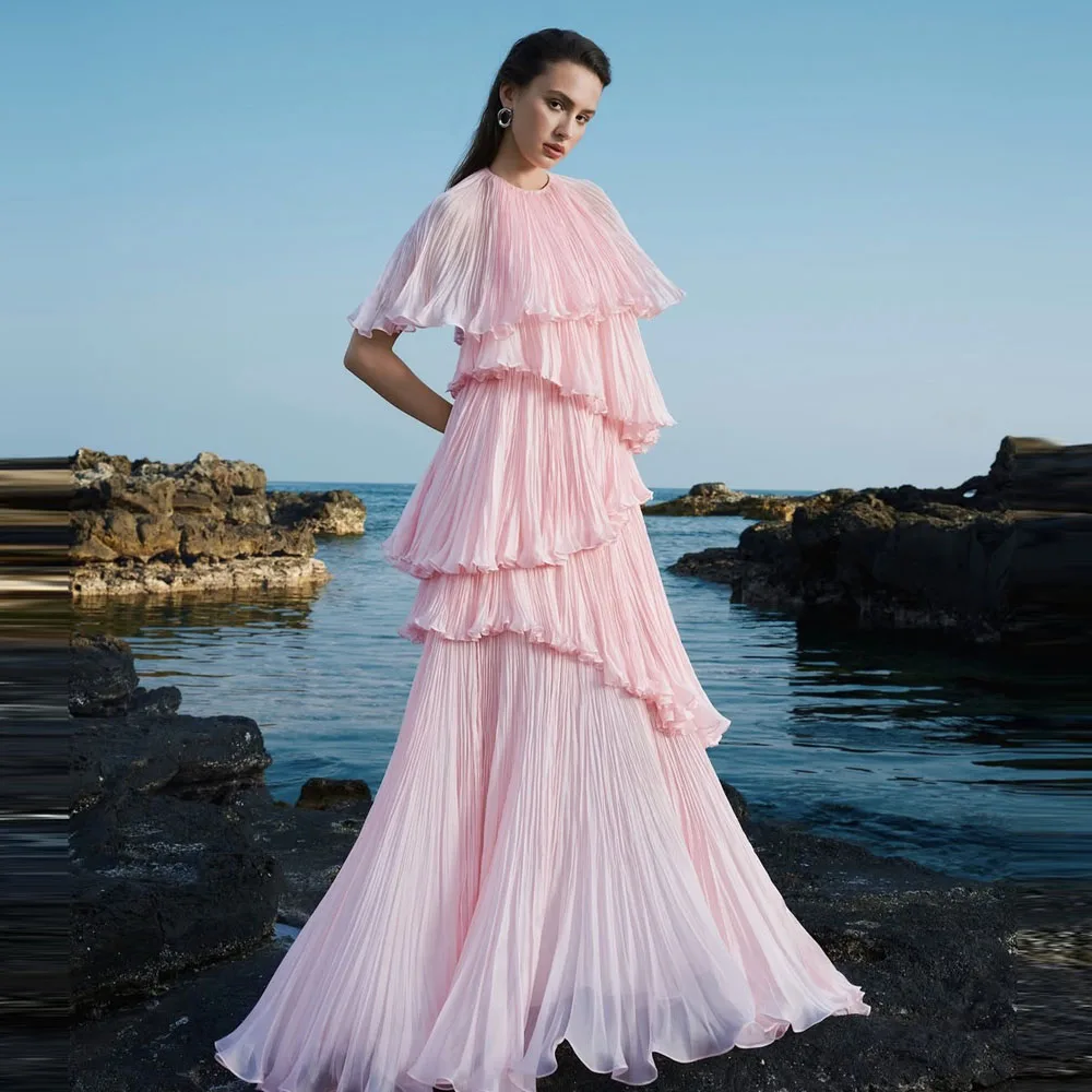 Vestido Longo Rosa Drapeado com Decote Redondo e Mangas Curtas, em Camadas, para Formatura, Aniversário, Verão 2026, Praia e Festas, Vestuário Feminino