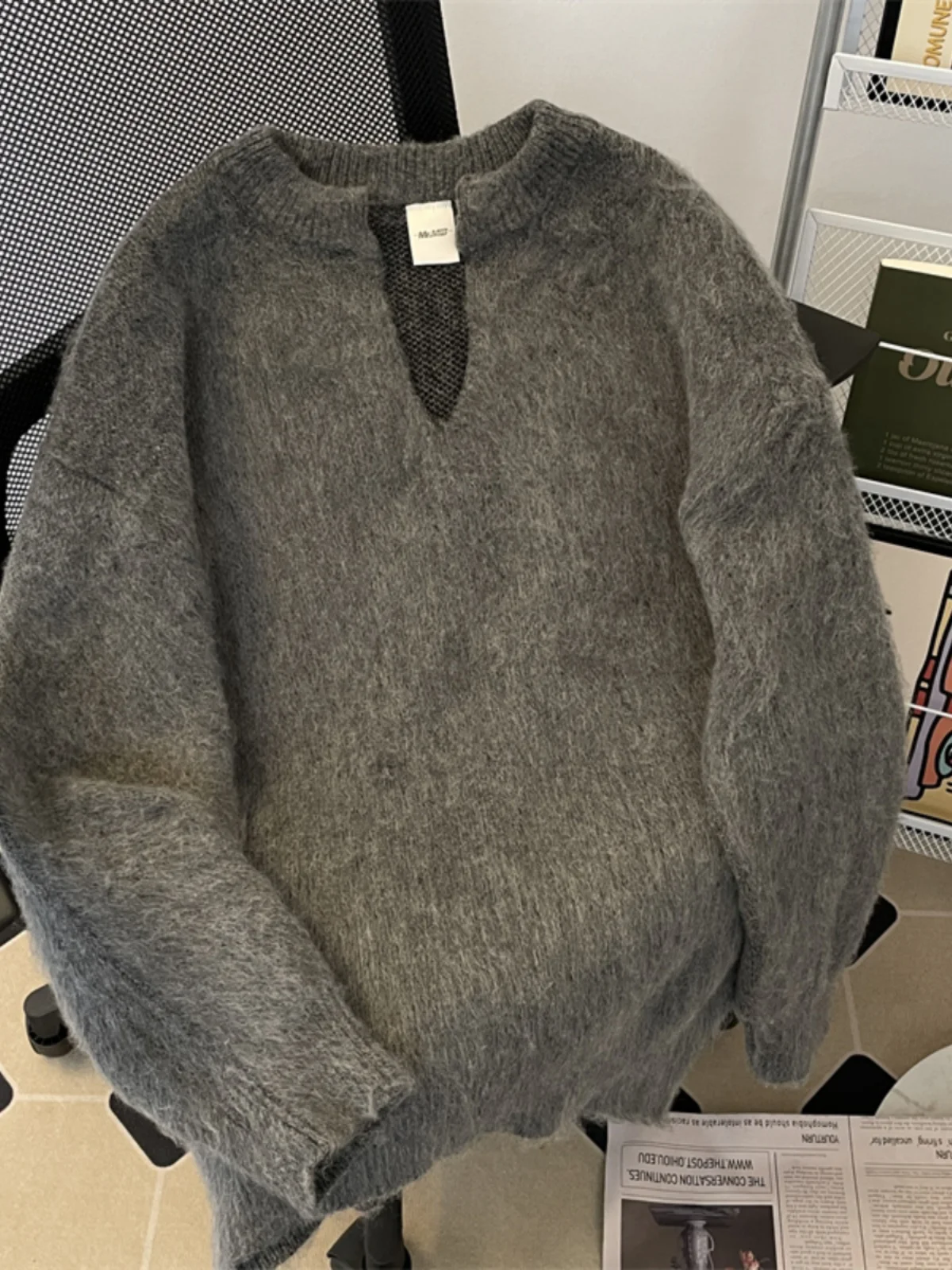 

Мягкий вязаный свитер из тонкой шерсти для мужчин, осенне-зимний, с V-образным вырезом, винтажный, в американском стиле, повседневный, премиум-класса, верхняя одежда