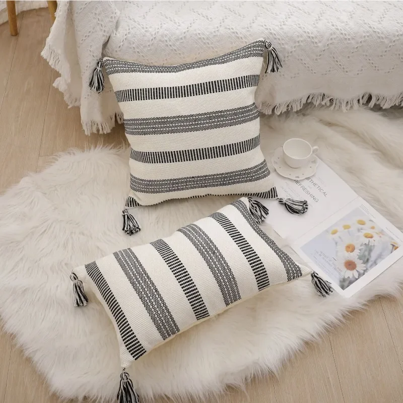 Scandinavian Cotton Woven Bohemian Tassel Pillow Office Lumbar Pillow Bedside Cushion Cushion Sofa Pillow Set