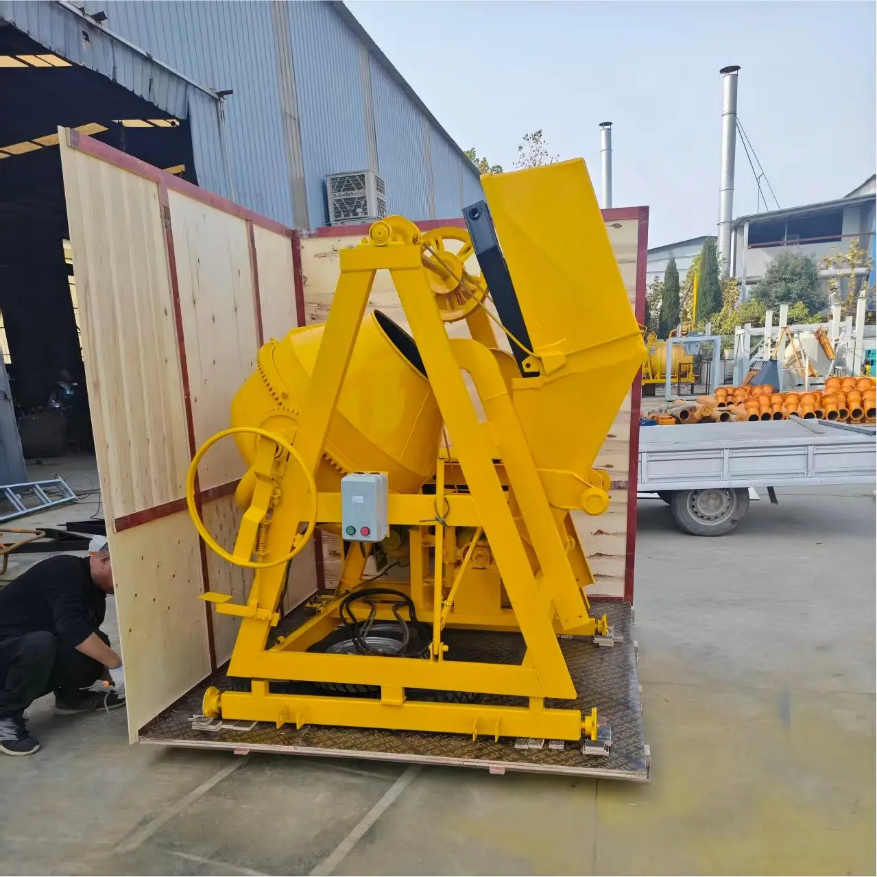 

Standard Speed diesel Engine Drum Concrete Mixer | 700L Feed Capacity Manual Discharge High Efficiency Construction Equipment