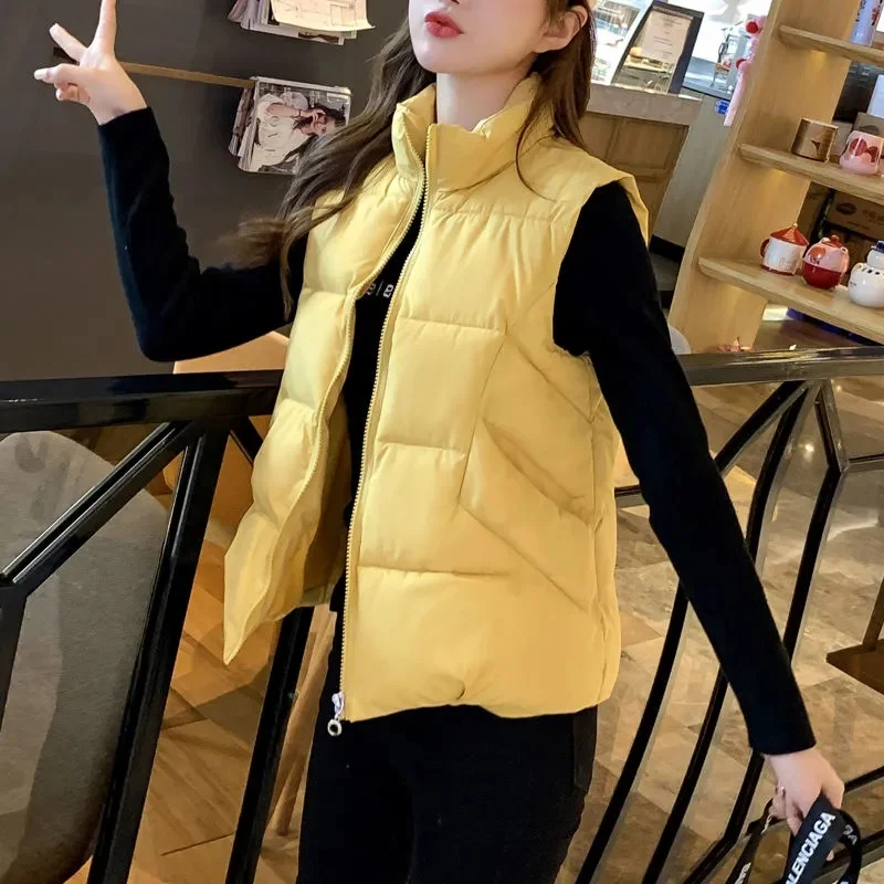 

2025 женский модный жилет на пуху, хлопковое пальто, зимние женские парки, жилет, топ, корейская женская верхняя одежда без рукавов с хлопковой подкладкой для отдыха