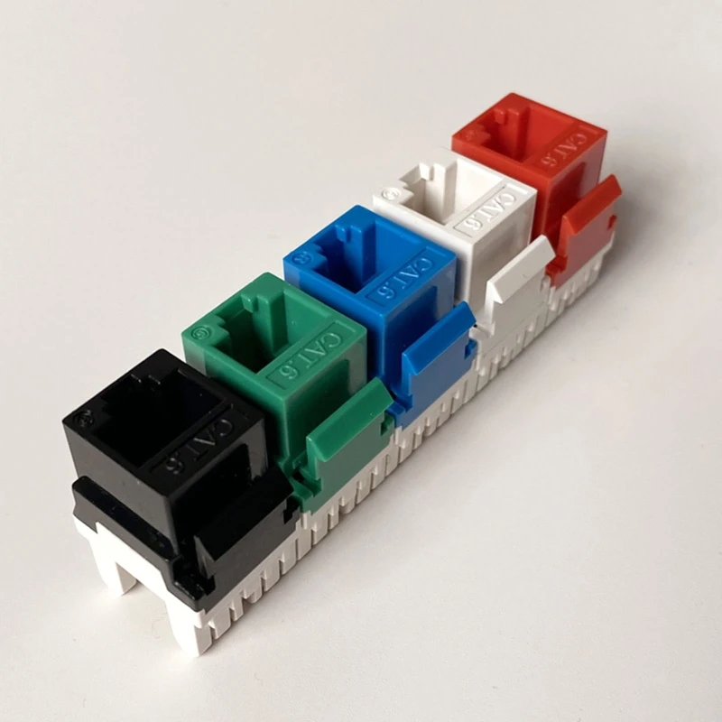 แผ่นผนังอีเธอร์เน็ต, แผ่นผนังแจ็คสโตนพร้อมตัวต่อ RJ45 Keystone Coupler